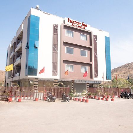 Tulip Le Grand Hotel Udaipur Ngoại thất bức ảnh